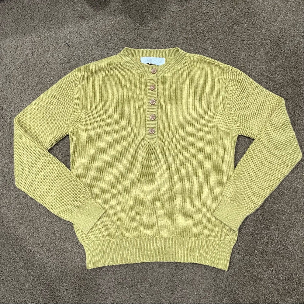 Ellie Mae | Light Mustard Yellow Henley Knit long Sleeve Sweater Size: small